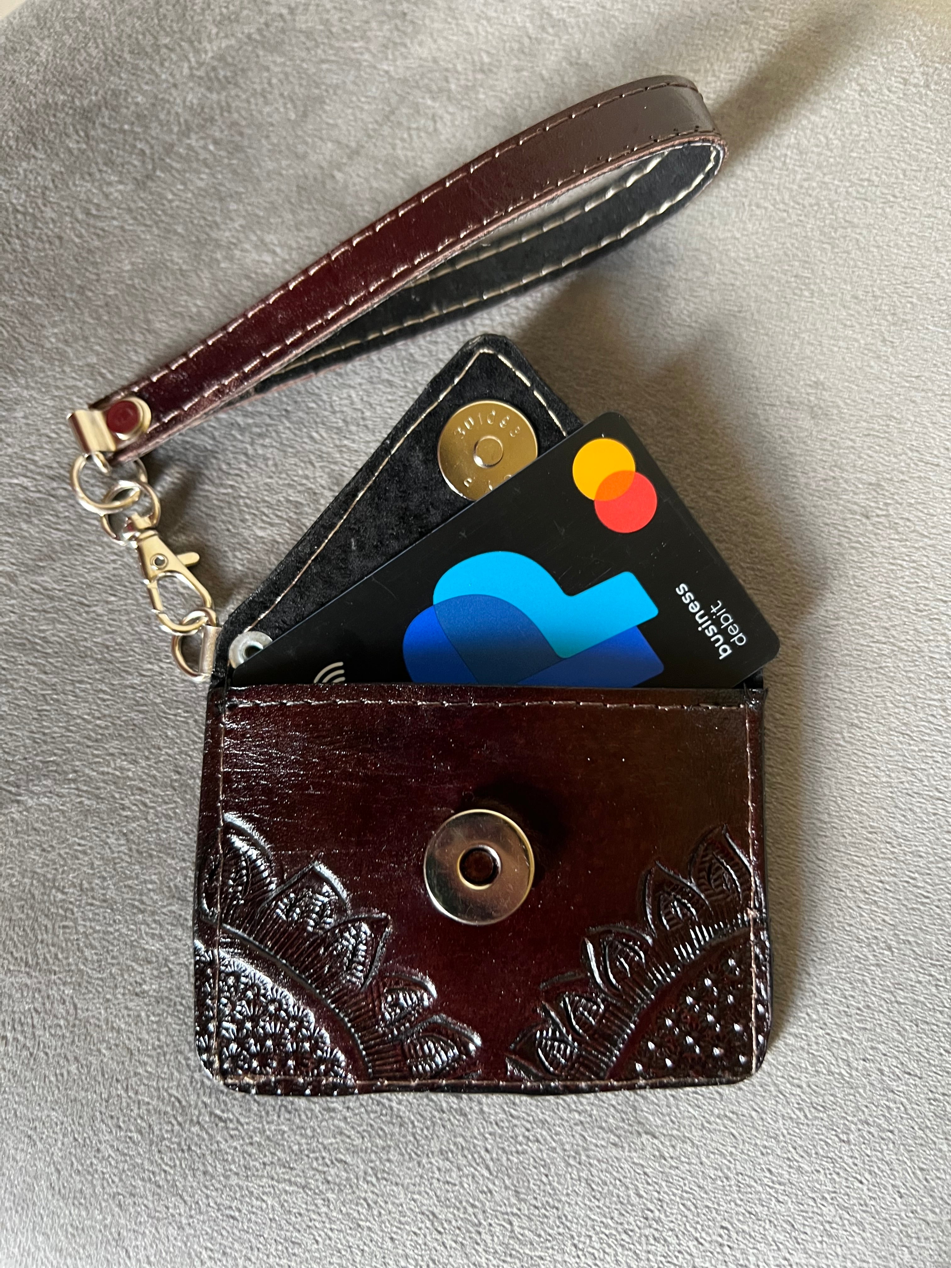 Elia Card holder